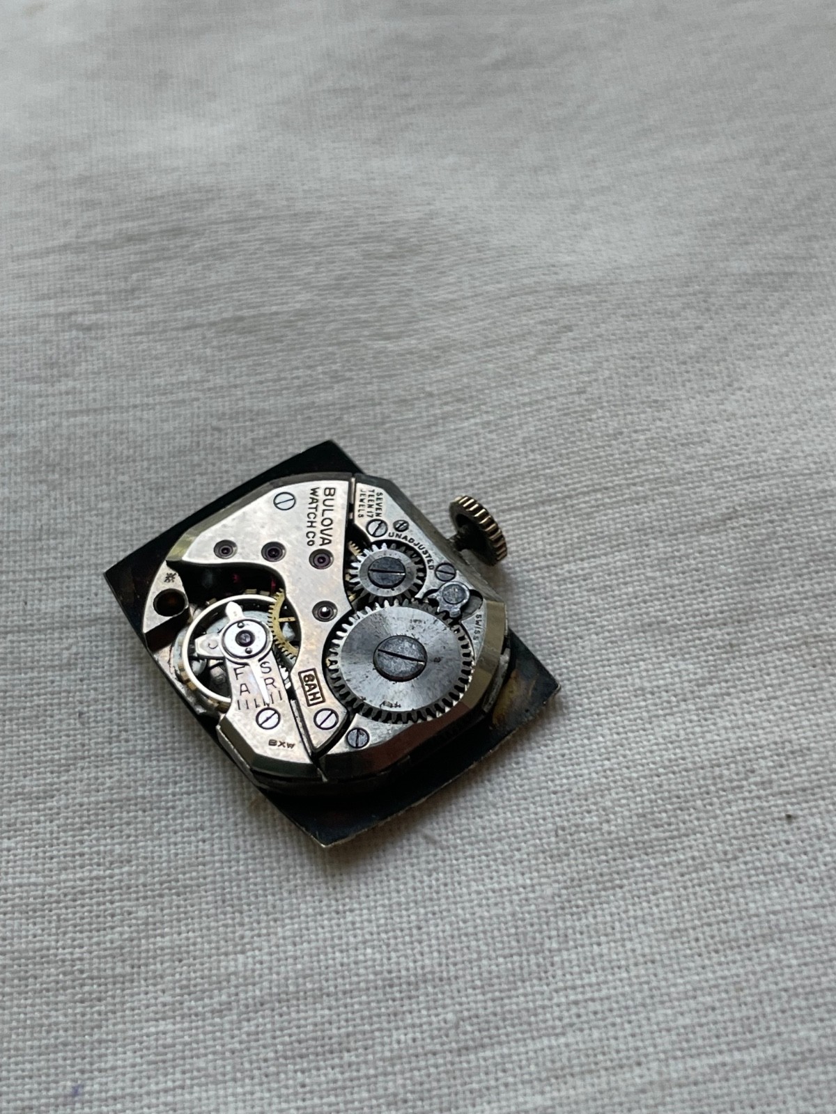 Bulova 8AH – movement for mens watch RUNS, lot0308