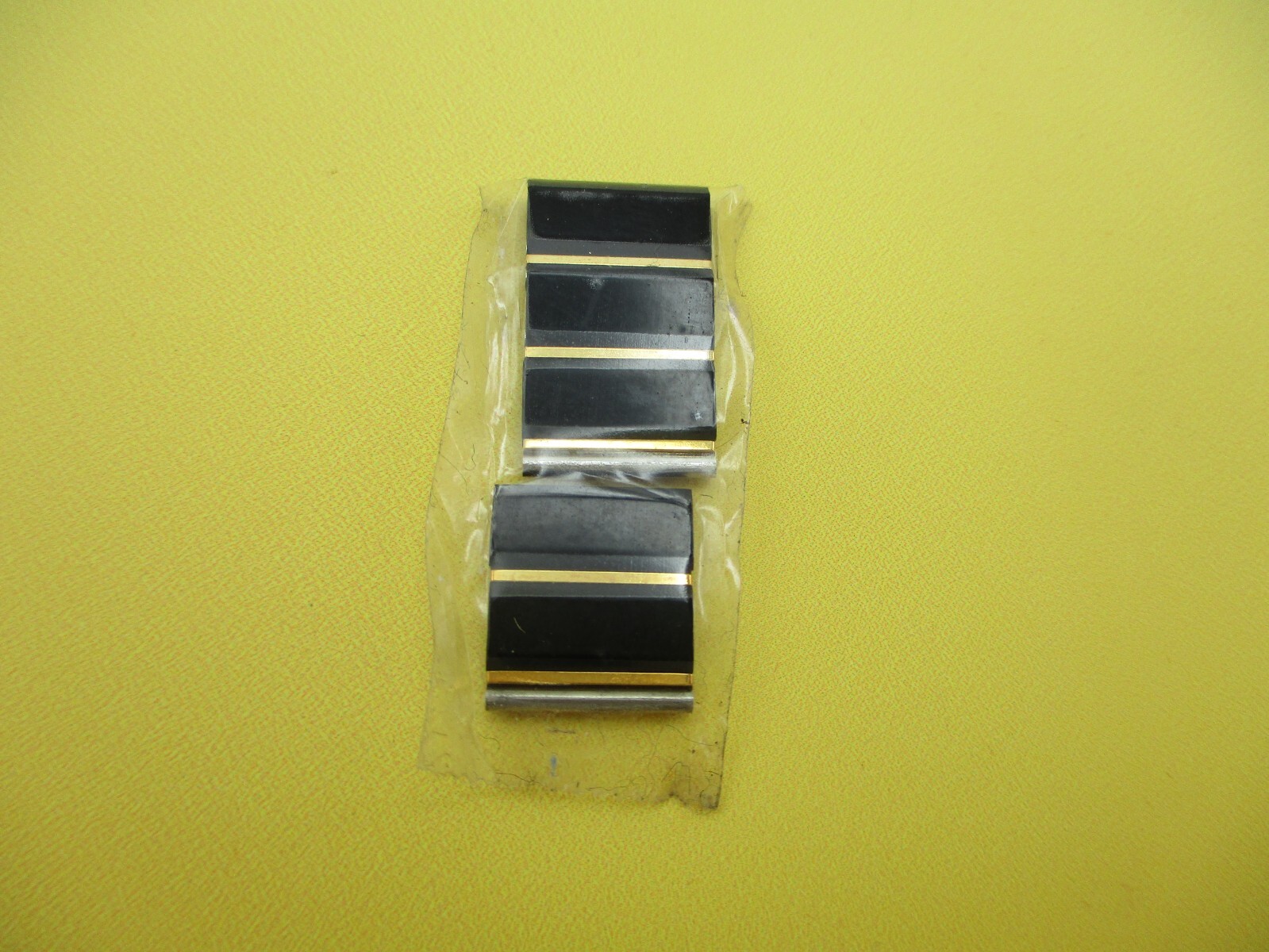100% authentic Concord “Mariner” link, black / gold, 14 mm, for medium size