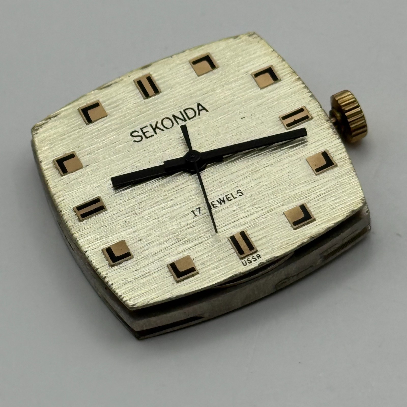 Poljot P2609 Watch Movement RARE Sekonda 17 Jewels Manual Wind For Parts 27.5mm