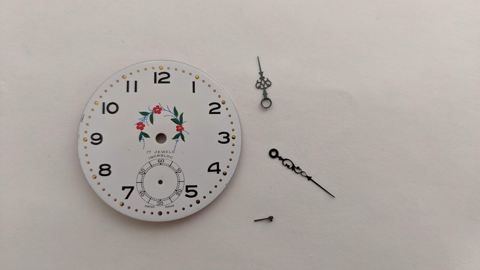 Baylor Dial Arabic Numerals flowers Louis XIV hands x3 pre-owned, 38.6mm dial di