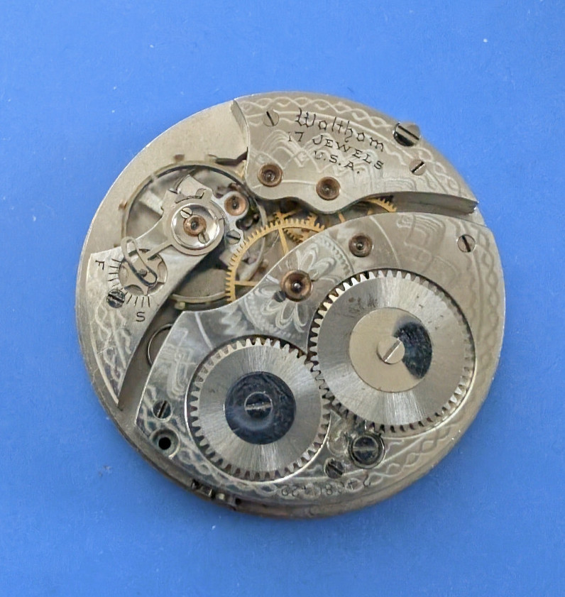 VINTAGE 12 SIZE WALTHAM GRADE 225 POCKET WATCH MOVEMENT RUNNING