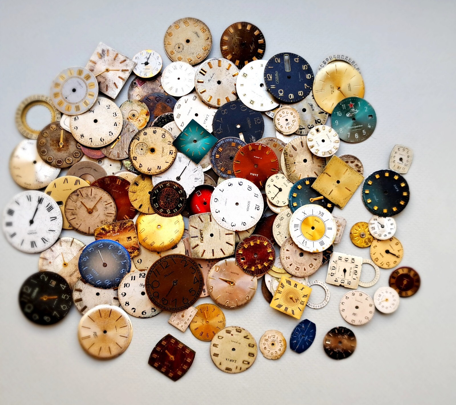 🕰️Vintage Watch Dials Lot 150g – Soviet Mechanical Clock Faces, Steampunk, Art