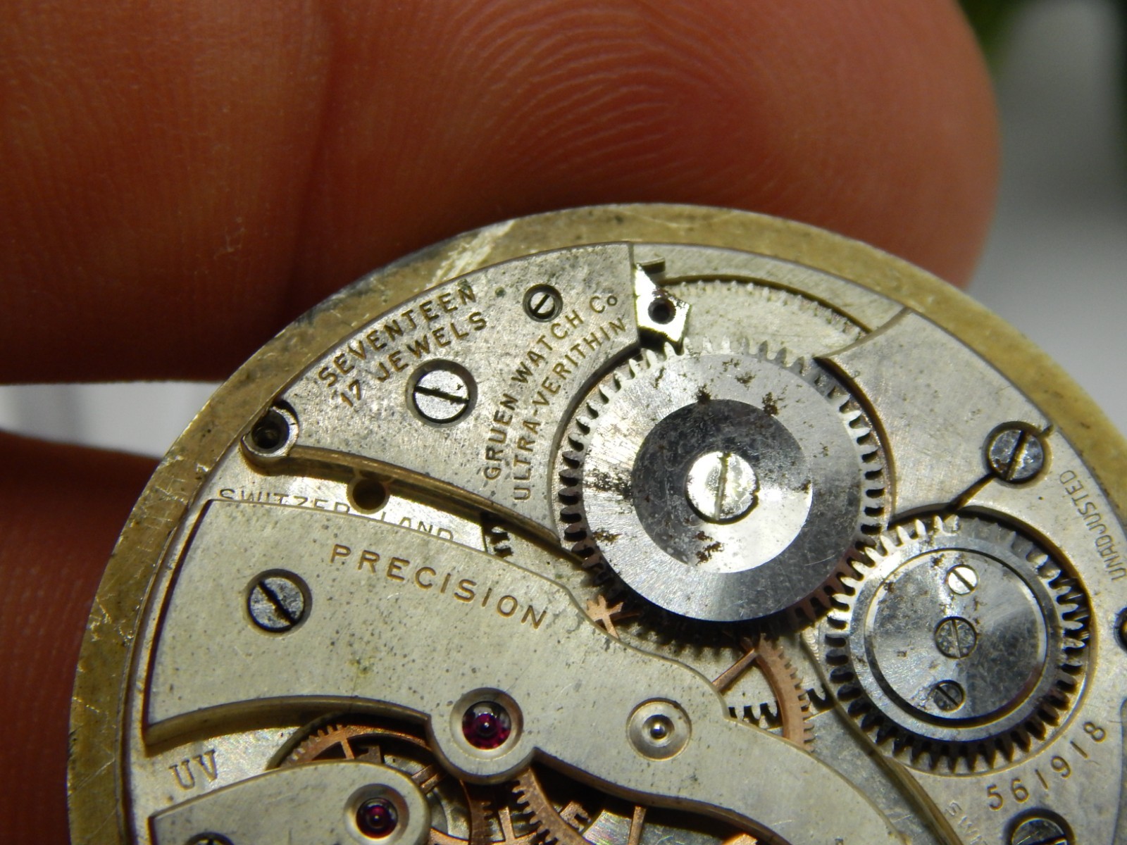 Antique Pocket watch movement Gruen Precision Ultra-verithin UV 17 jewel 36.3mm