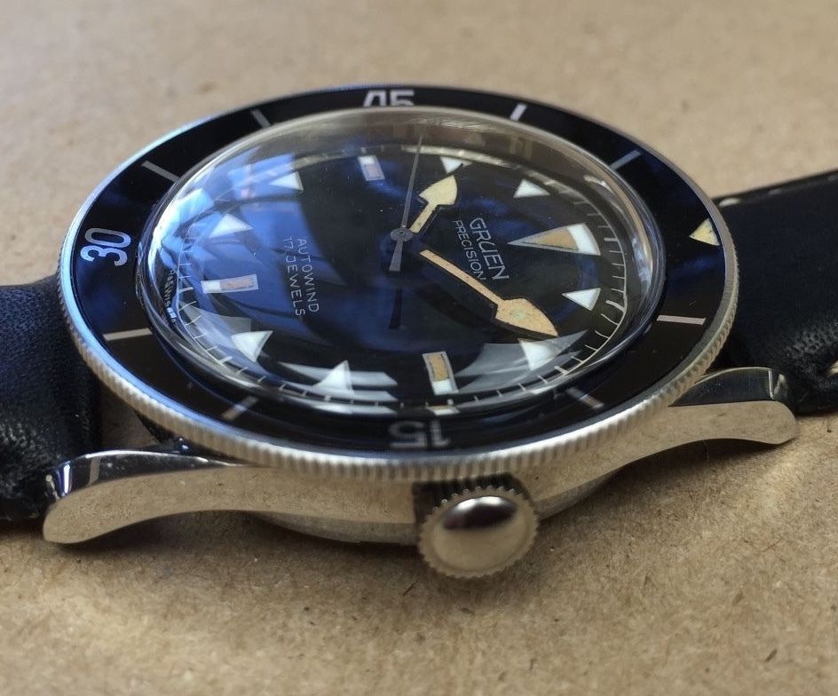 LAST ONES! Gruen Ocean Chief vintage divers watch 560rss movement holding ring
