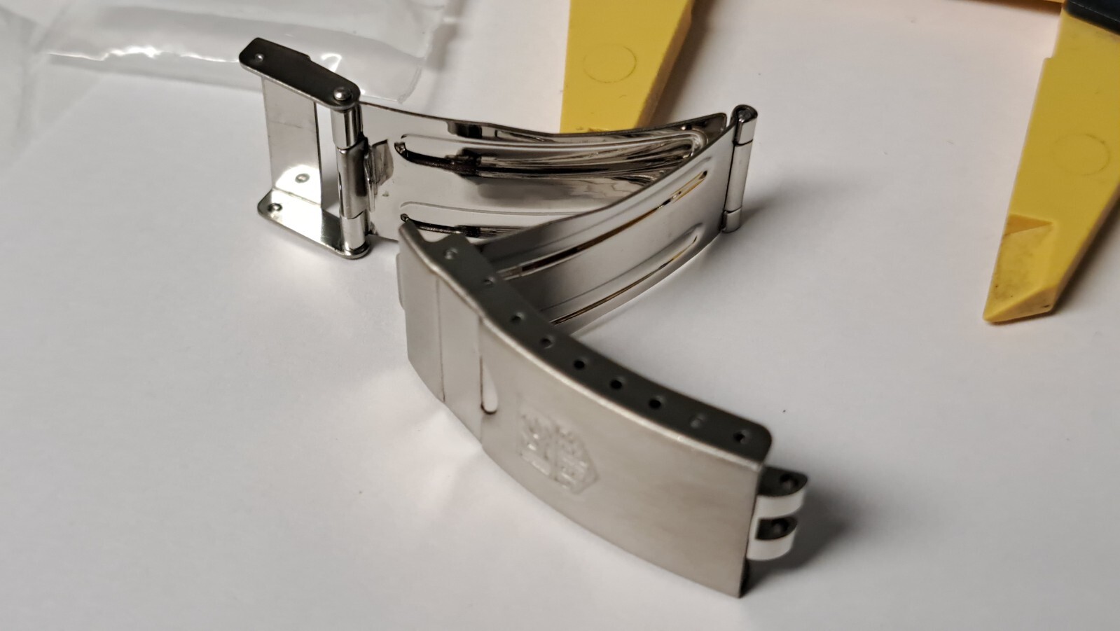 Tag Heuer clasp buckle S/S, approx 19mm diameter of pin/clasp