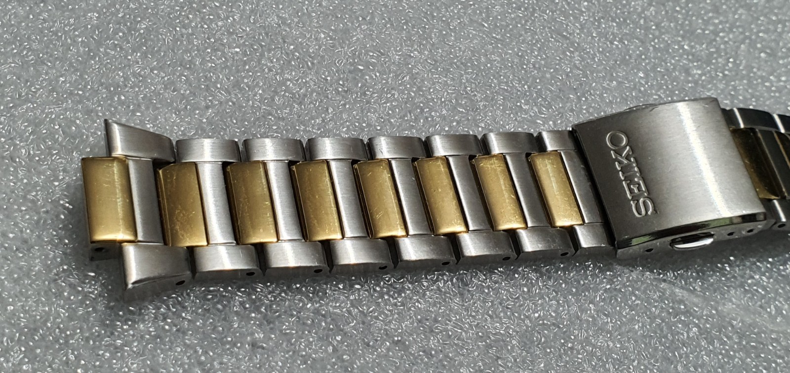 Seiko Chronograph 7T92-0FW0 Stainless Steel Bracelet 34E4-Z.I Two Tone Genuine