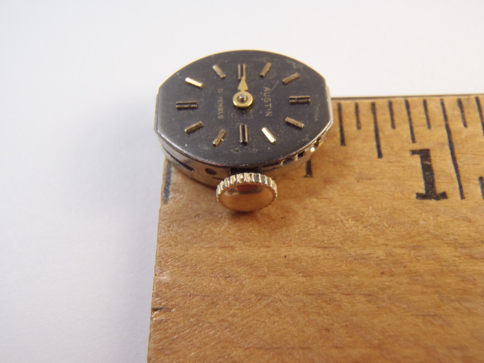 Austin Cal. 1677 Swiss Made 17 Jewels Wristwatch Movement Running
