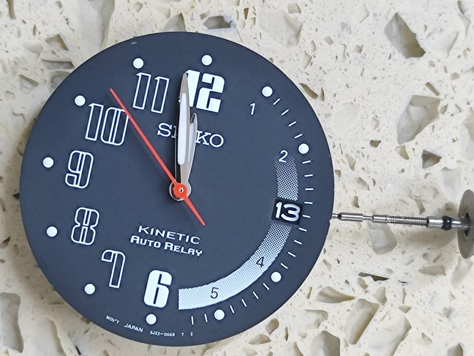 Seiko kinetic auto 5J22a Movement with Dial & hands &Crown Not Work NOS