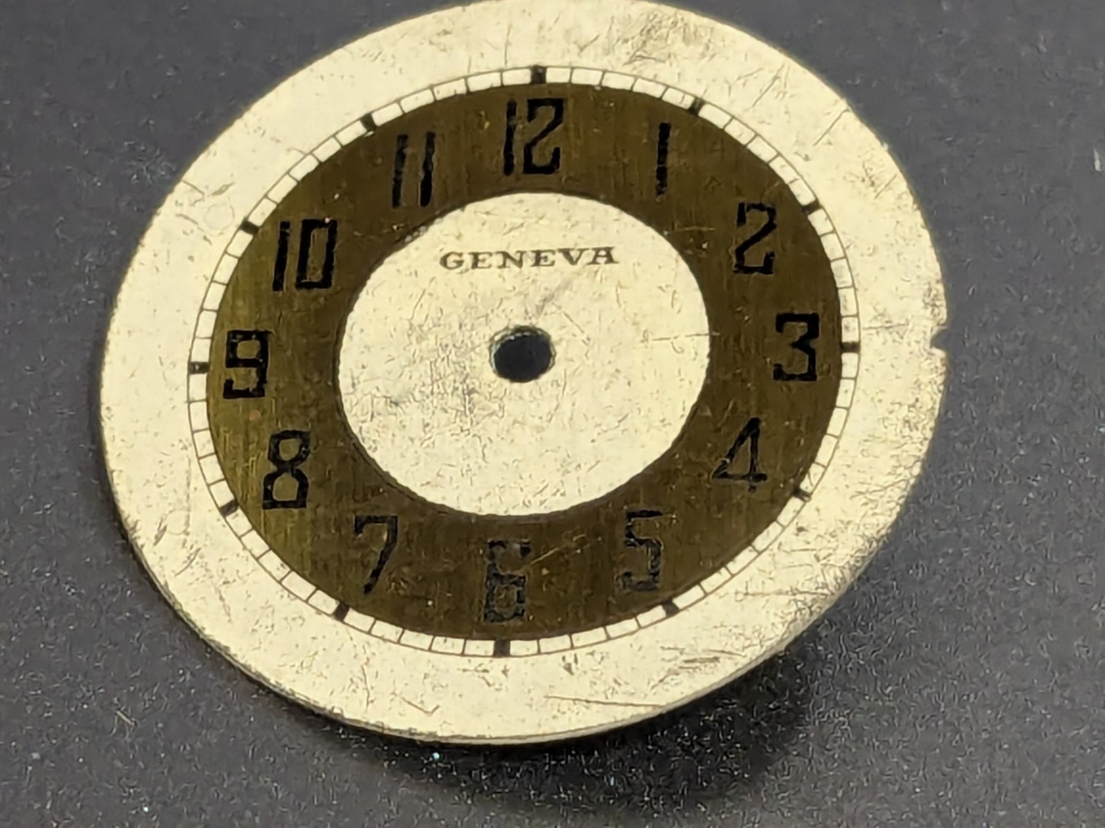 Vintage Geneva Round Art Deco Dial Watch