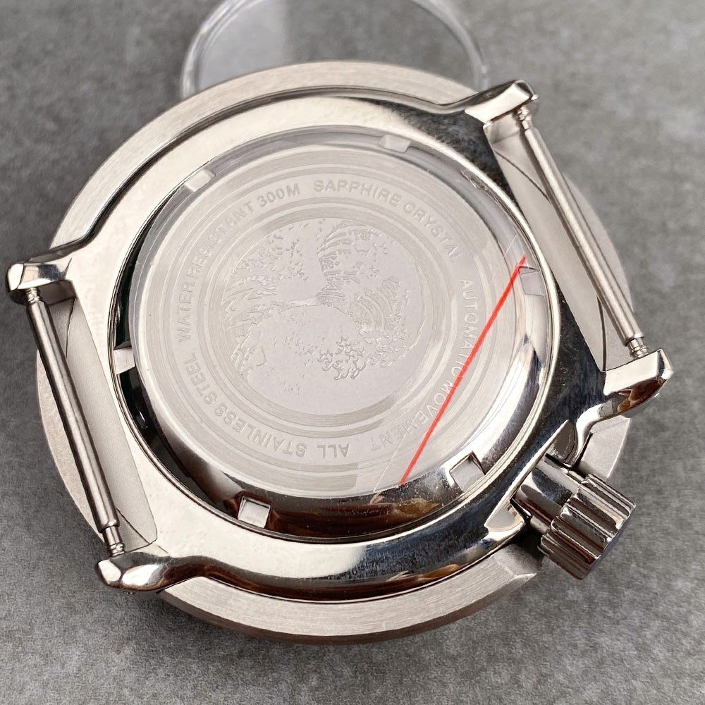 46.5mm 316L Steel Sapphire Glass NH35 Watch Tuna Case 200M Resistance At 4 Crown