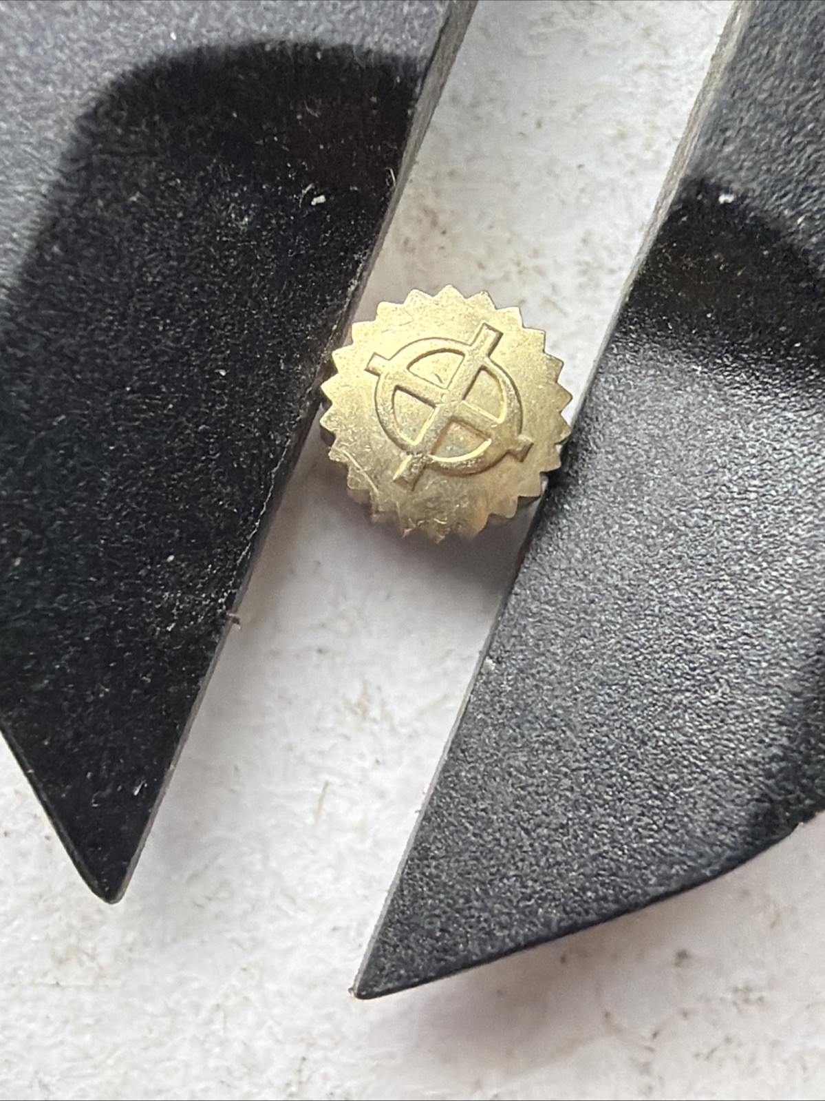 AT82 4.4mm Vintage Zodiac Goldtone Watch Crown In Excellent Condition Sold As Is