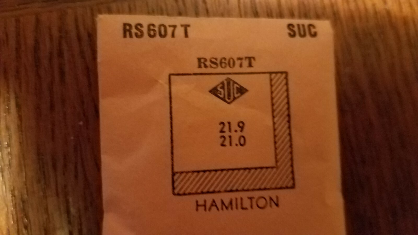 HAMILTON WATCH CRYSTALS NOS – SUC BRAND many varieties (RA to RMC) page 1 0f 5
