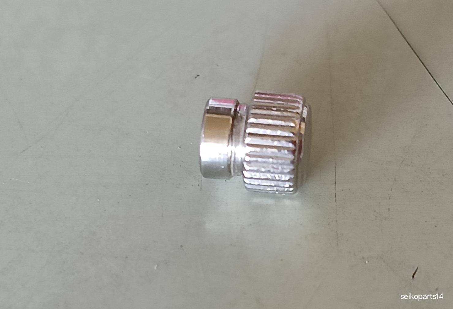 GENUINE CROWN BIG SPLINE / TEETH SEIKO DIVER 6306-7000 6306-7001, 7548 7549-7010