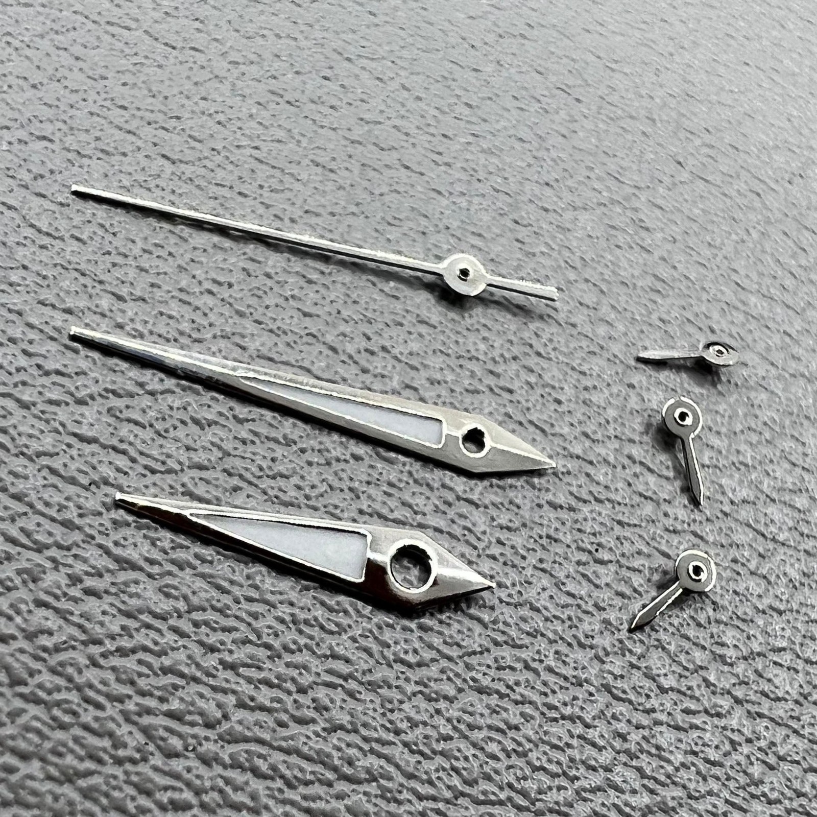 2 Sets Arrow Shape Green Lume Silver Trim Hands for VX3J/VX9J/VX7J/VX3N/VX9N