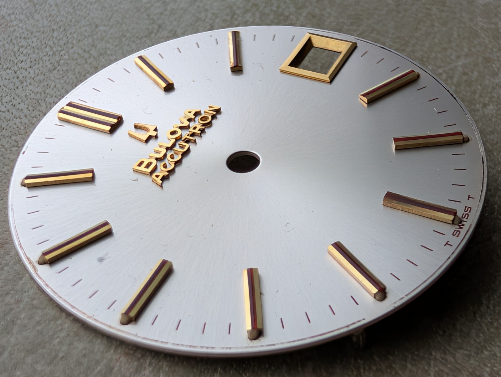 Vintage 1970’s Bulova Accutron Gold-Accented Silvery Champagne DIAL ONLY – 28 mm