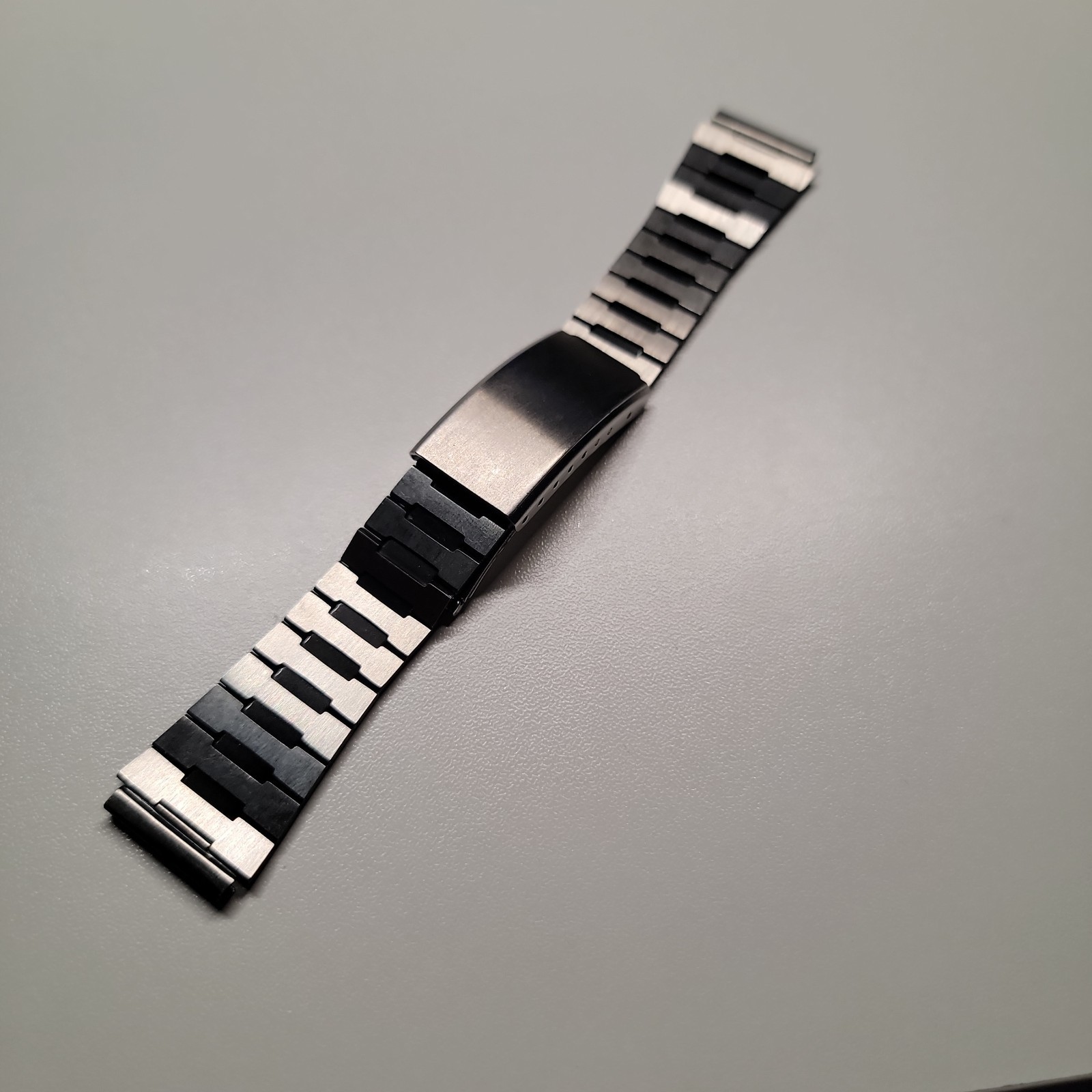 VINTAGE 70s 80s NOS UNBRANDED STAINLESS PVD 18mm WATCH BRACELET SEIKO CITIZEN