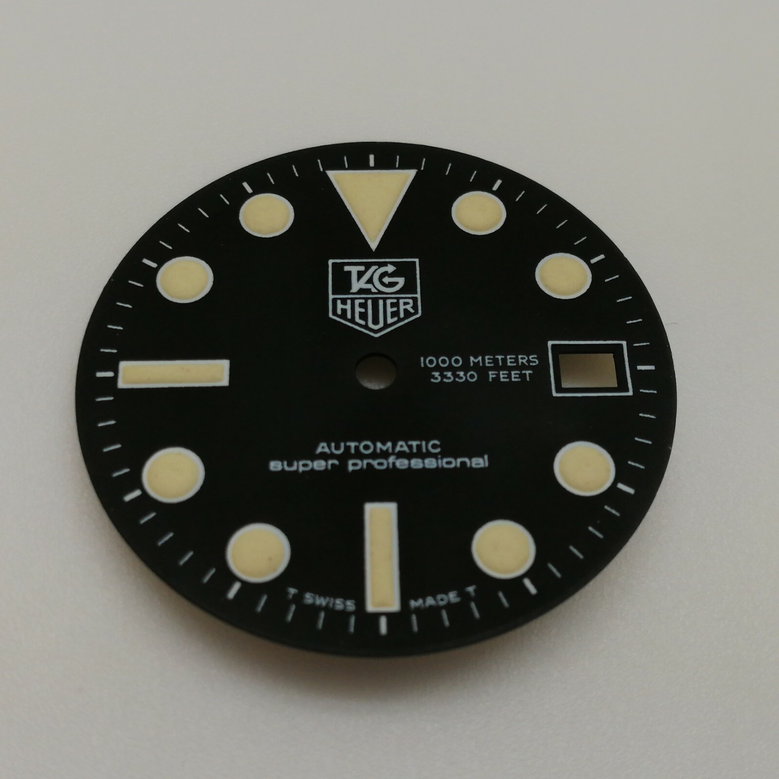 TAG HEUER WS2110 PROFESSIONAL 1000M WATCH BLACK DIAL 28.5 MM (MINT & ORIGINAL)