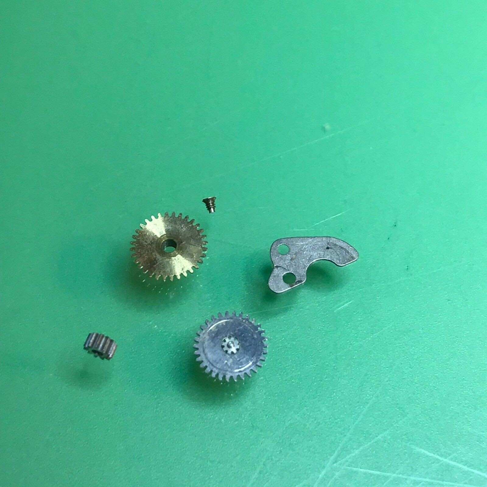 Belforte 11N 1B Hour/Minute Wheels w/Cover Plate Original Watch Part 3D4-196