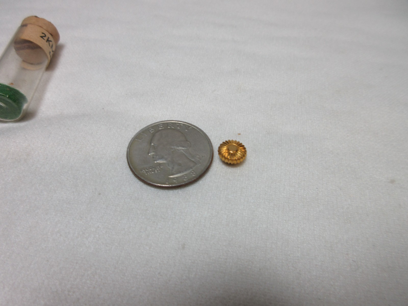 VINTAGE 8.06 MM GOLD FILLED POCKET WATCH CROWN WATCHMAKERS REPLACEMENT PART #1
