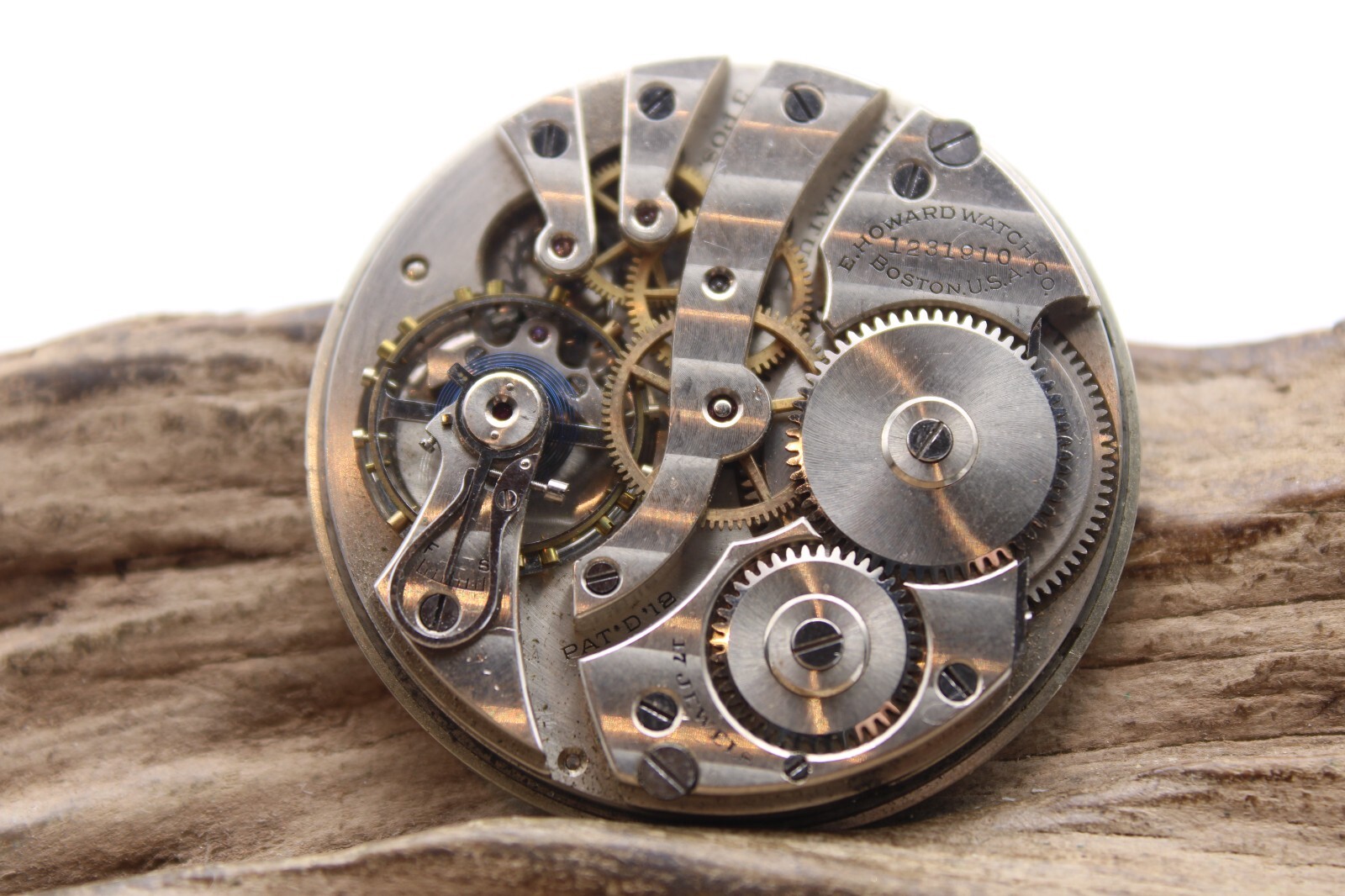 1913 HOWARD POCKET WATCH MOVEMENT 1231910 GRADE 7 SERIES 12s 17j (KF2)