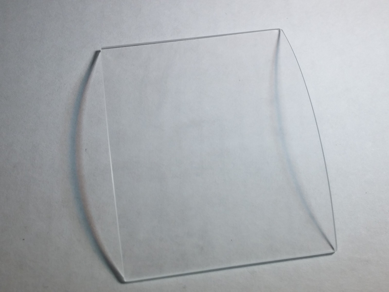 Unbranded CMX R60 – style crystal 40 x 50mm x 1.1mm thick, curve