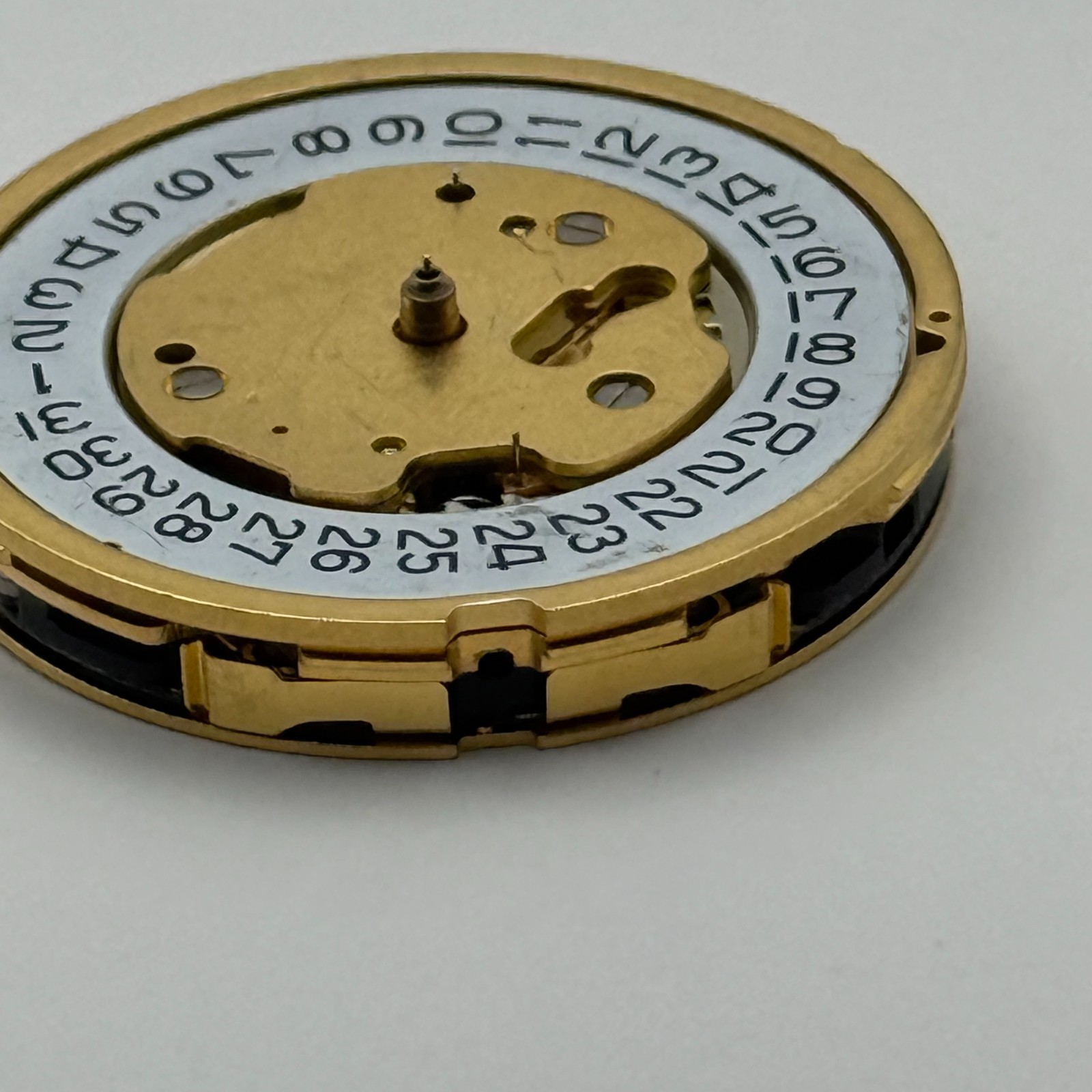 Ronda 5040.D Watch Movement Quartz Swiss R9 13 Jewels Parts Repair Spares 28.6mm