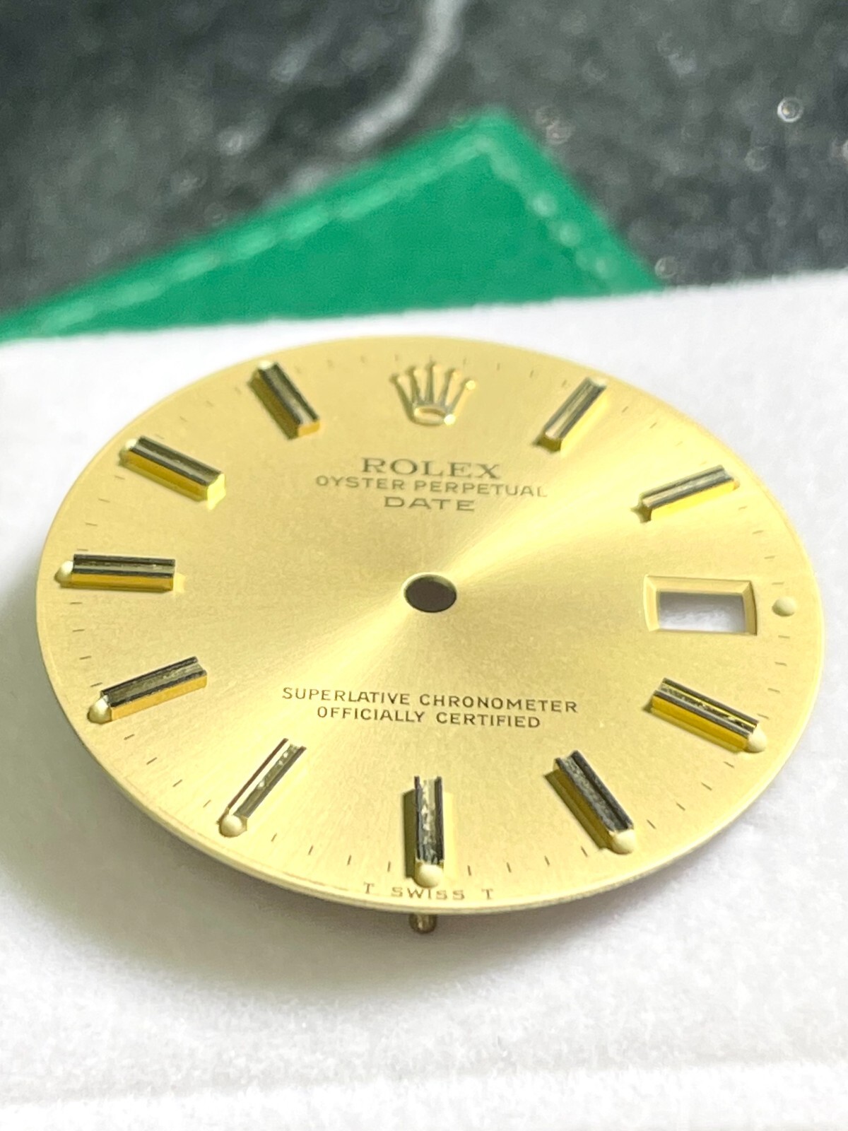 Factory Original Rolex Date 1 Yellow Champagne Dial 34mm 15233/15238