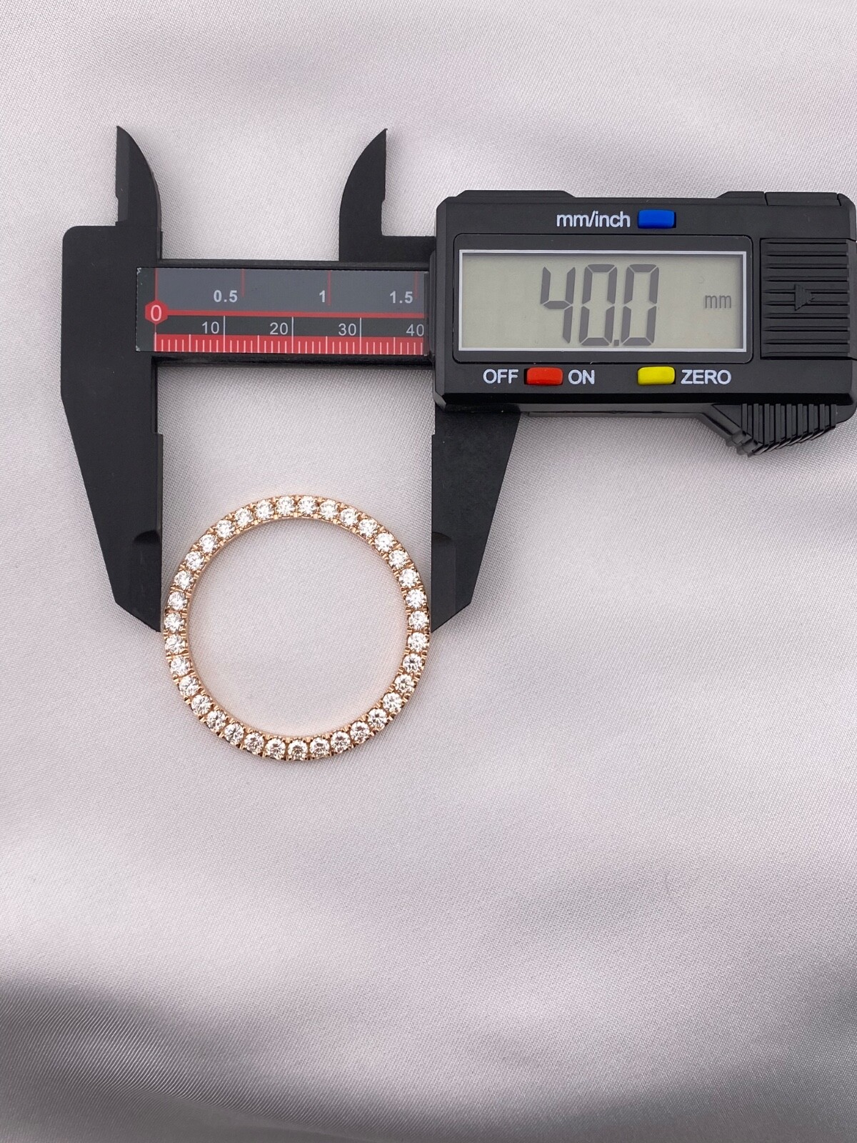 ROLEX3.50CTS.40-41DATEJUST/D.D.18KROSEGOLD CUSTOMDIAMONDBEZEL REF.126331-228235