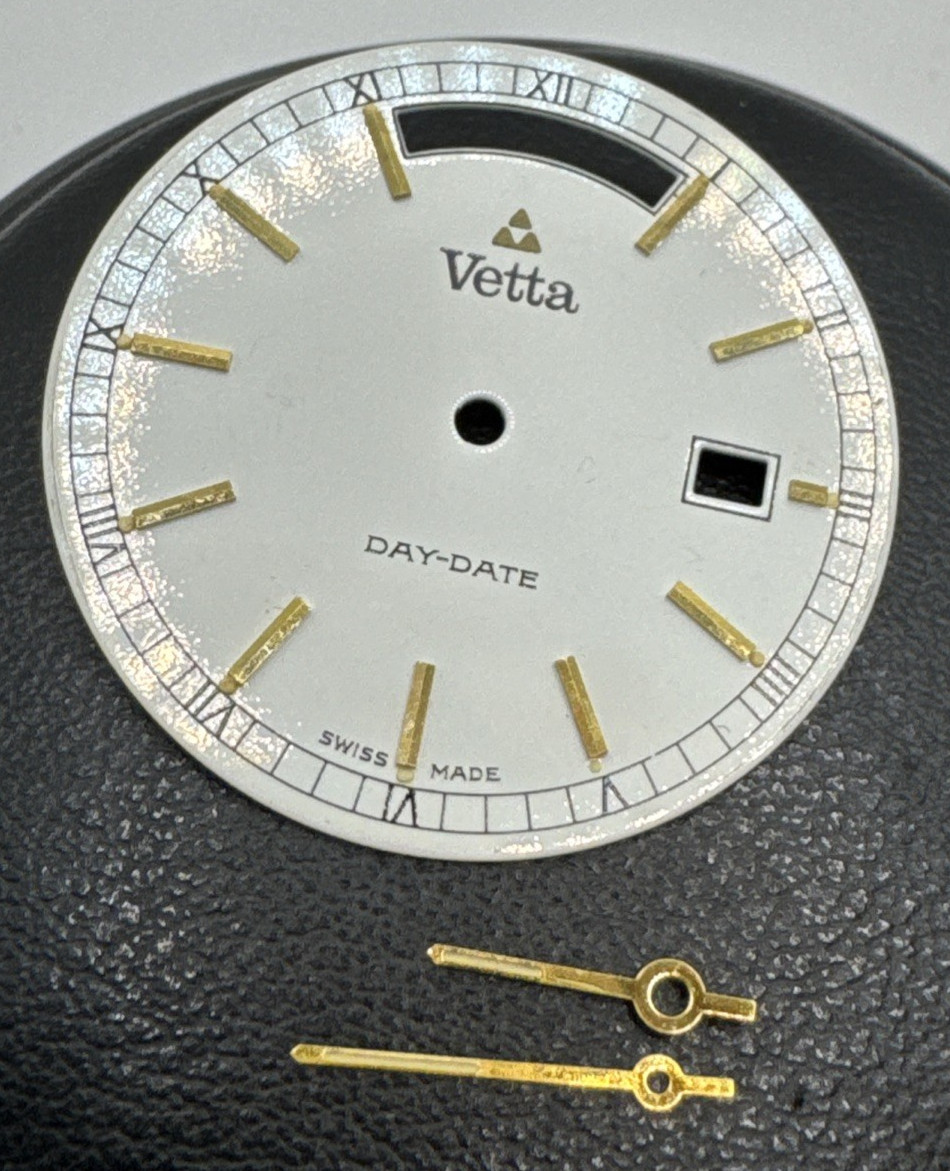 Day-date summit eta 955.132 dial D.28.5mm; hands hours 10mm minutes 13.3mm