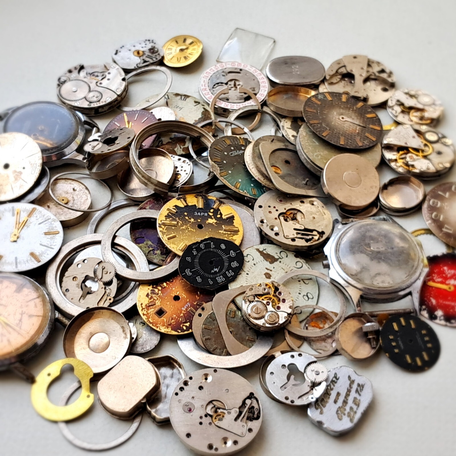 300g Vintage Mechanical Watch Parts Lot – Dials, Movements, Cases Mix for Craft