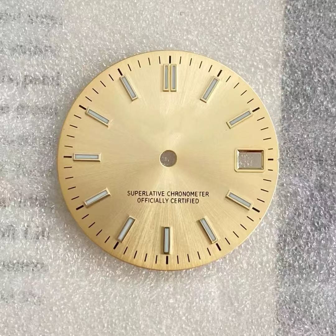 28.5mm Sun Pattern Watch Dial Green Luminous Date for Nh35 Nh36 4R Movement