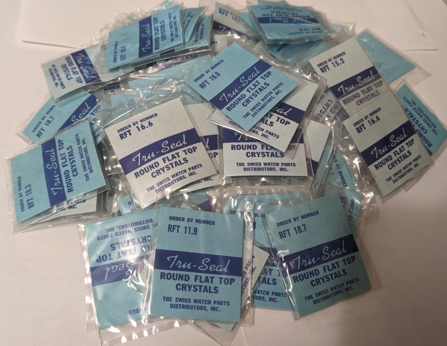 Tru-Seal round flat top crystals for ladies watches Made in England Lot of 110 p