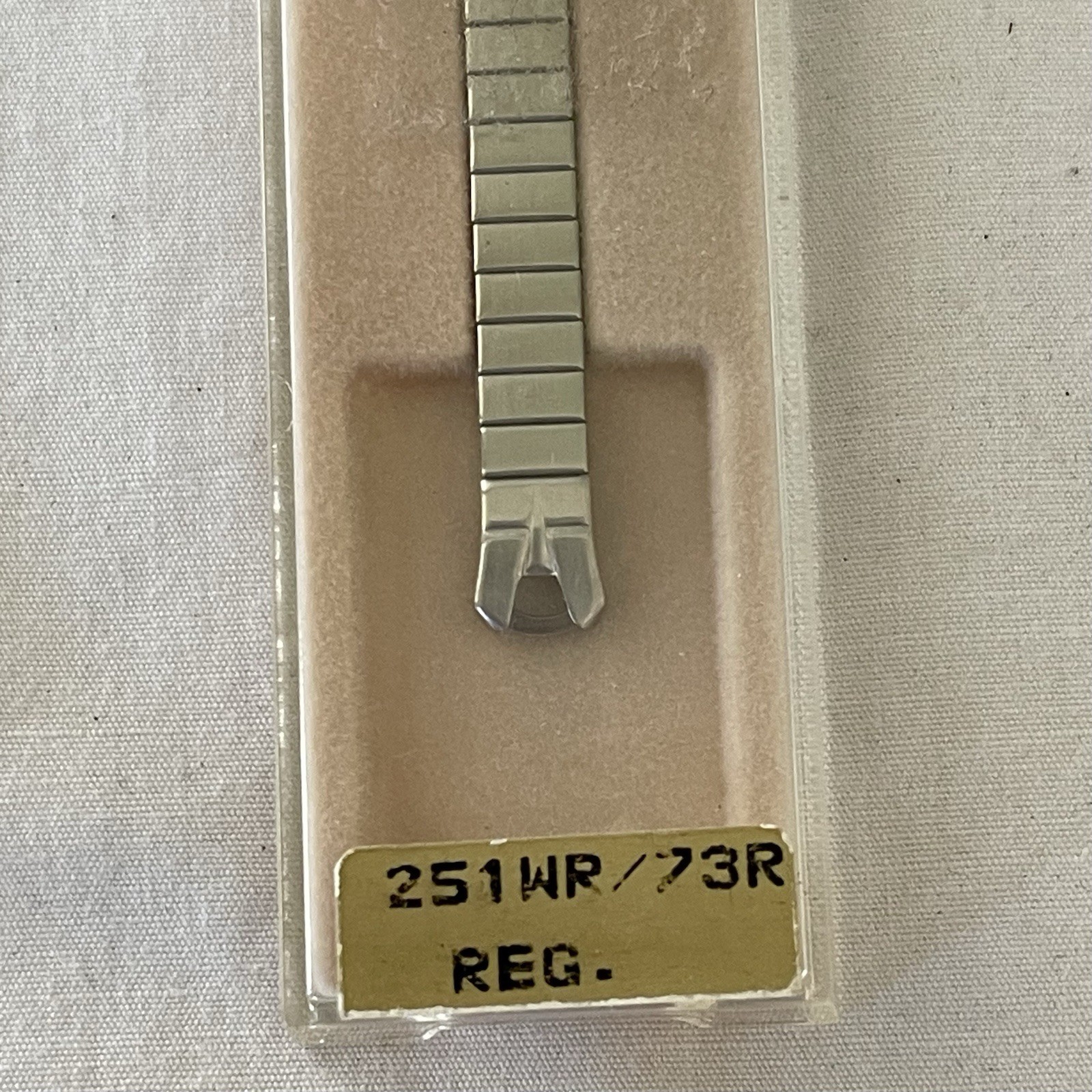 VINTAGE Twist-On Speidel Ladies Watch Band 251WP/73R New Old Stock Silver