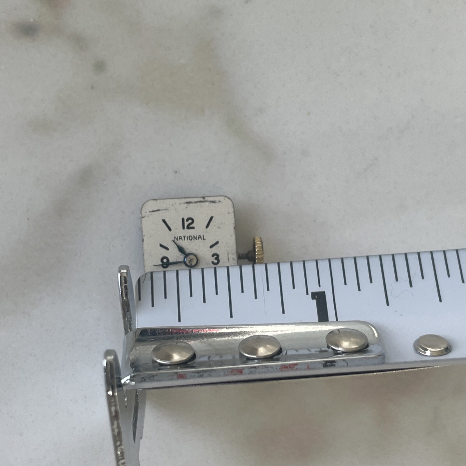 National wind up Swiss watch movement & dial 17 jewel Driva Watch Co. auctions