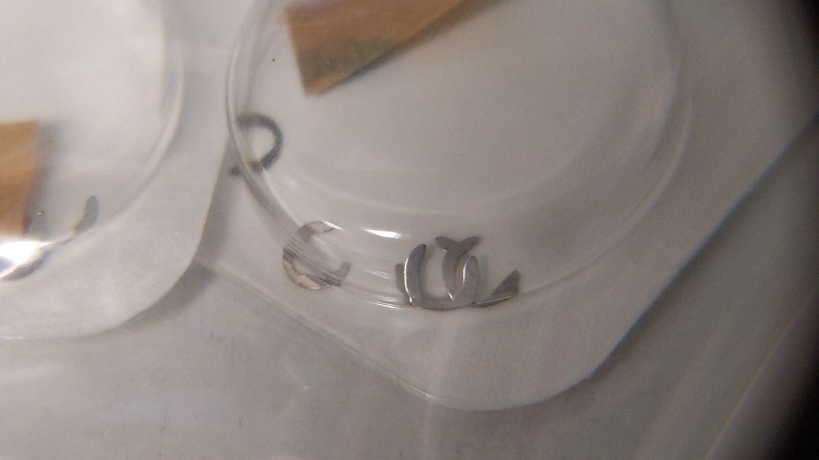 Genuine Rolex 2135 645-2 date star clip open/NEW. Package will be opened for ind