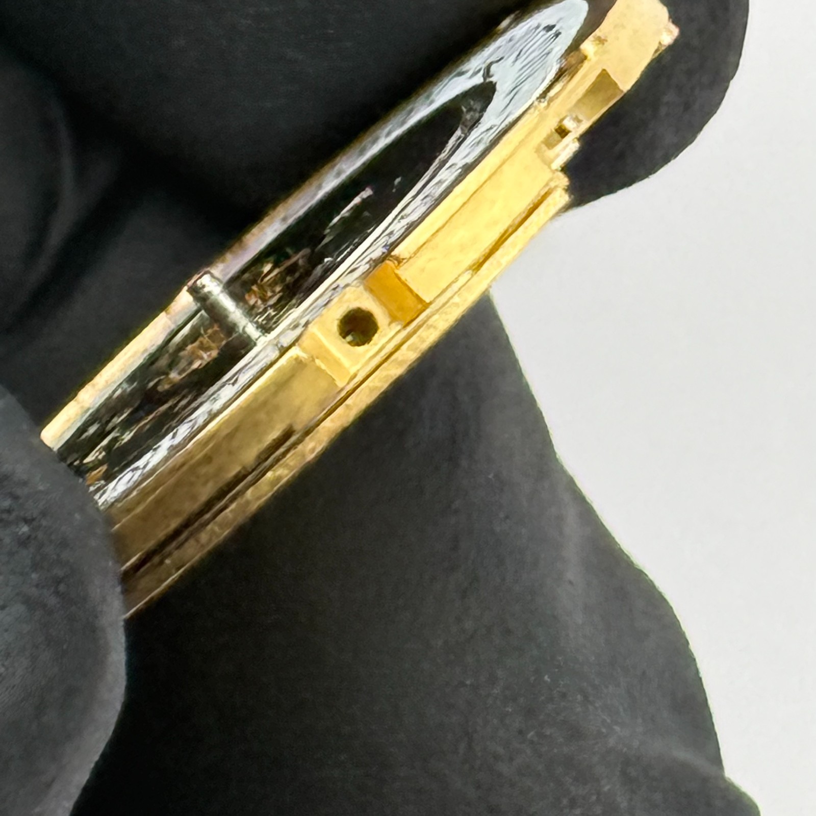 Ronda 1006 Watch Movement Quartz Swiss Date 8 Jewels Vintage Parts Repair 23.9mm