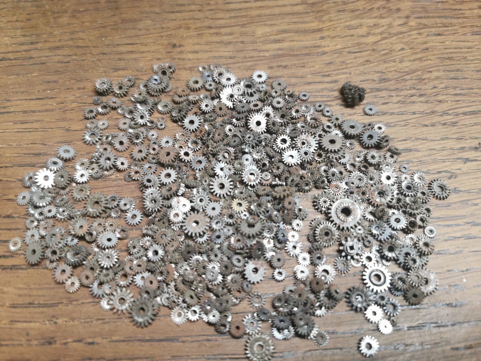 Pocket Watch Parts, Clutch Wheels, Used / Rusty, Watchmaker Parts #R558