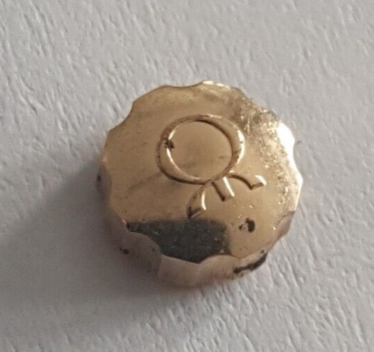 Milus Water Resistant Gold Plated Crown
