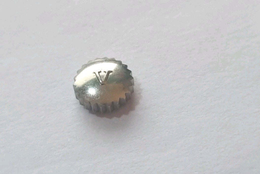 VULCAIN S/S WATCH CROWN 6.10MM DIAMETER X .90MM STEM THREAD X 2.50MM CASE PIE