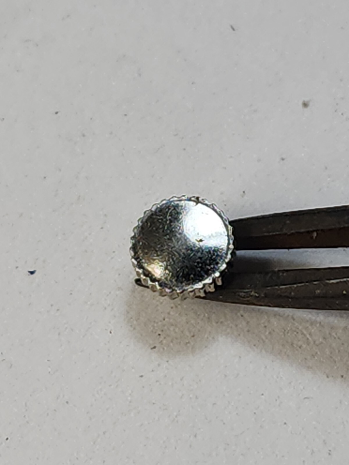 Vintage White G.F. Watch Crowns Tap 10 5.2mm dia. 2mm long post. Fits 2.25 tube