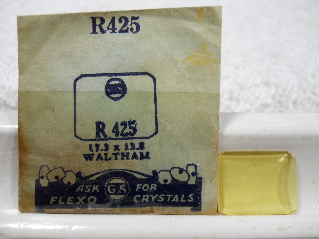 GS R425 Green Watch Crystal For Waltham – 17.3 x 13.8 mm Replacement Repair Part