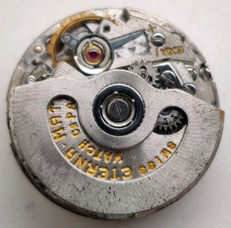 Vintage Eterna Matic 1401U 17 Jewels automatic movement Runs For Repair