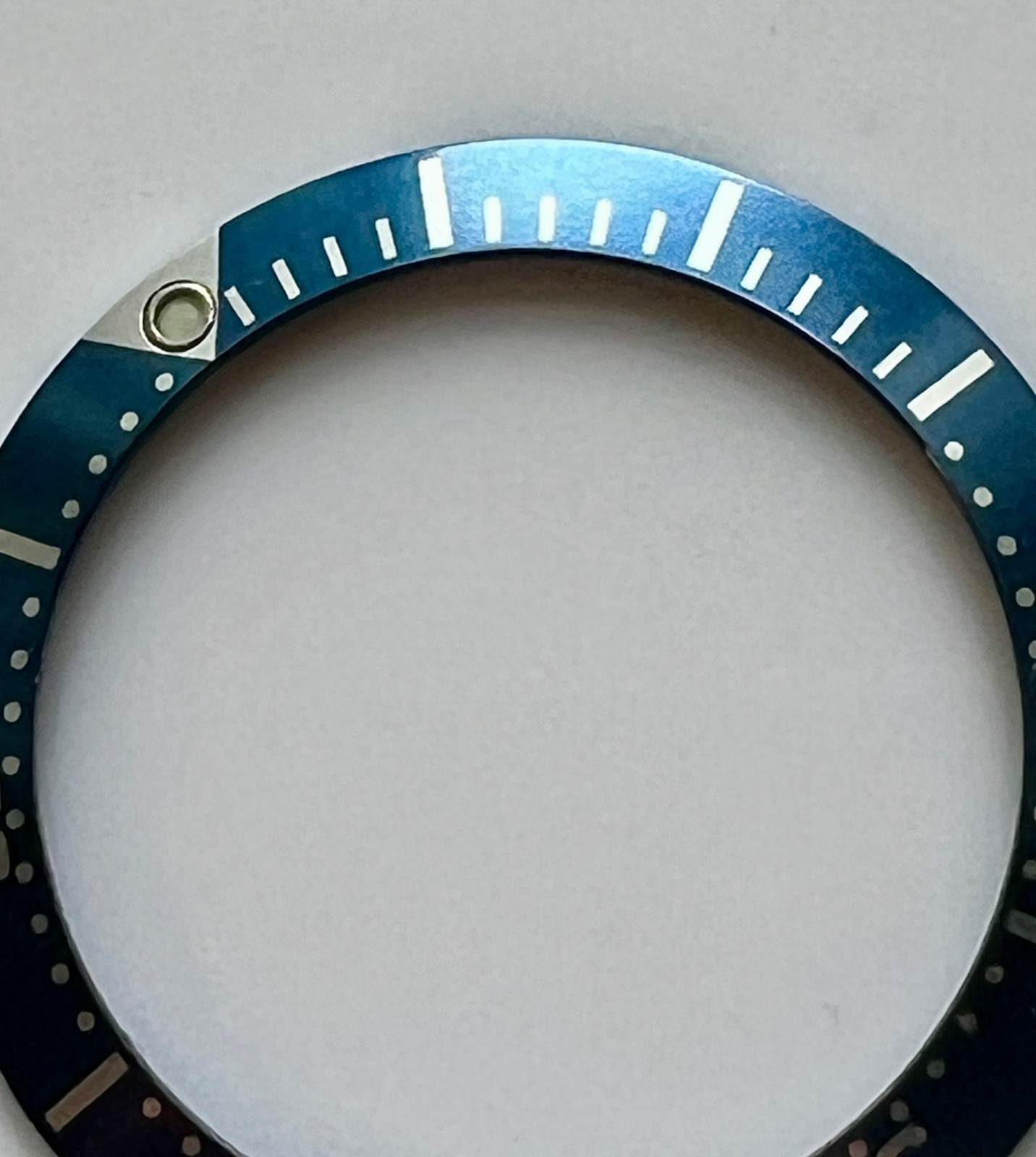 Omega Seamaster Professional 300m Bezel Insert Blue Full-size Watch James Bond