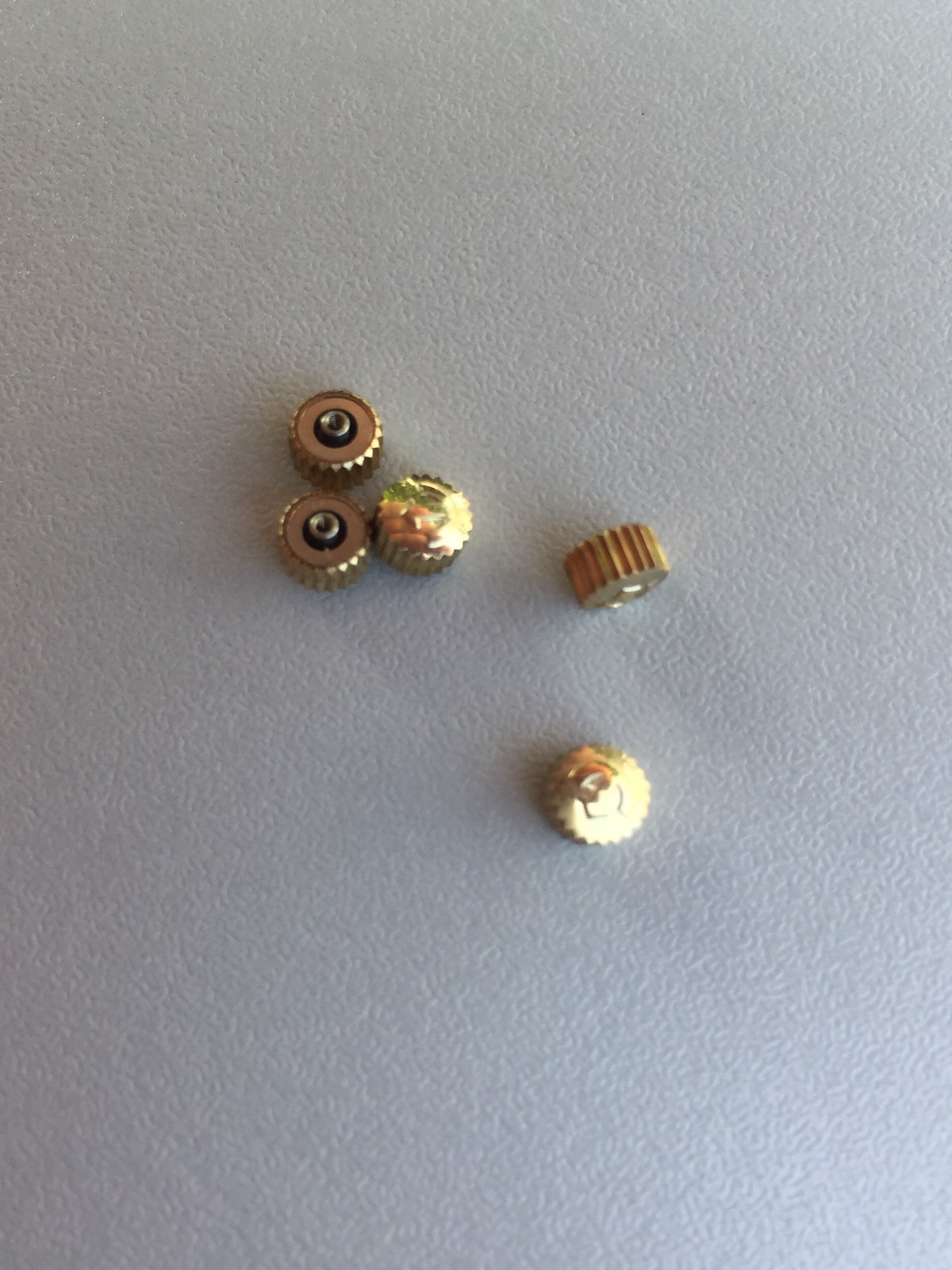 NOS Rado Crown 4,5 X 2.8 Mm Tap 0.9 Yellow Gold Plated.