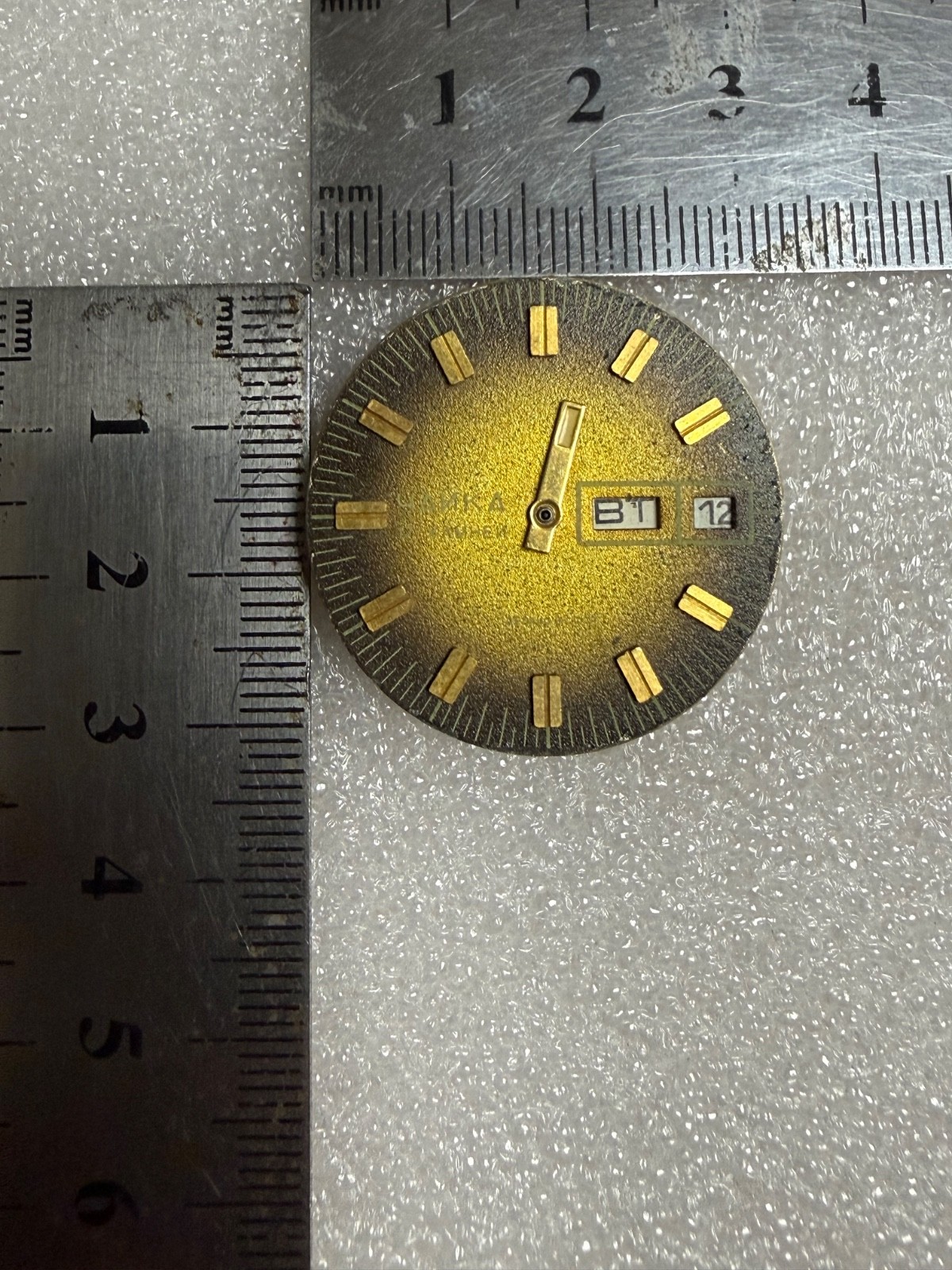 Vintage USSR Watch Movement CHAIKA / Poljot Cal. 2628H – For Parts