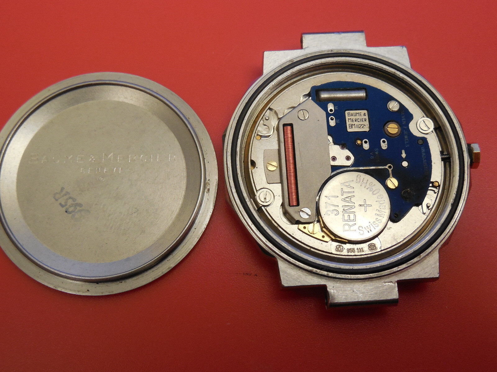 NON WORKING BAUME MERCIER 33MM RIVIERA DATE FOR PARTS OR REPAIR PROJECT