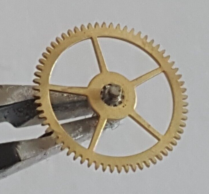 FE (France Ebauche) Caliber 233-60 Part Number 201 (Center Wheel)