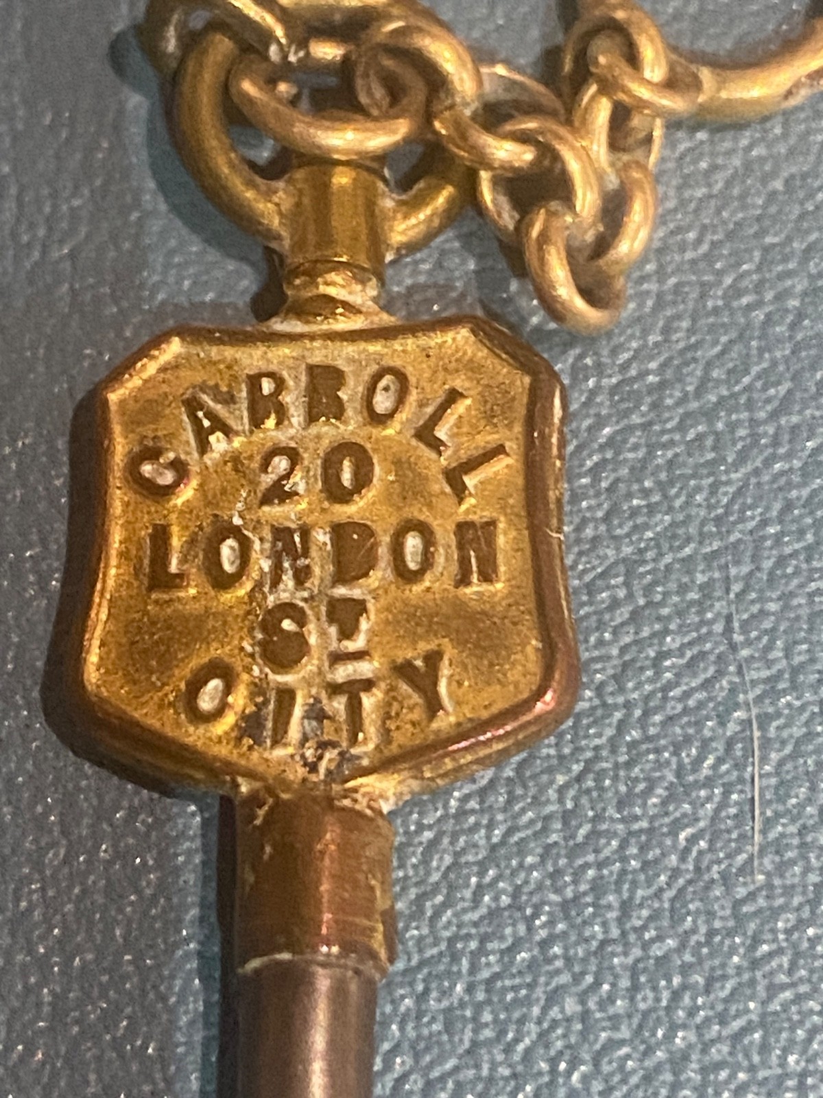 Antique Pocket Watch Winding Key – Carroll 33 Walbrook City (City of London)