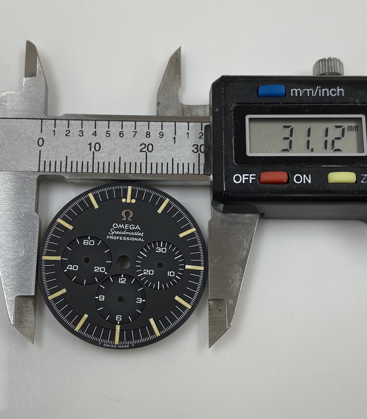 Original Omega Speedmaster Professional 145.022 Cal. 861 Dial