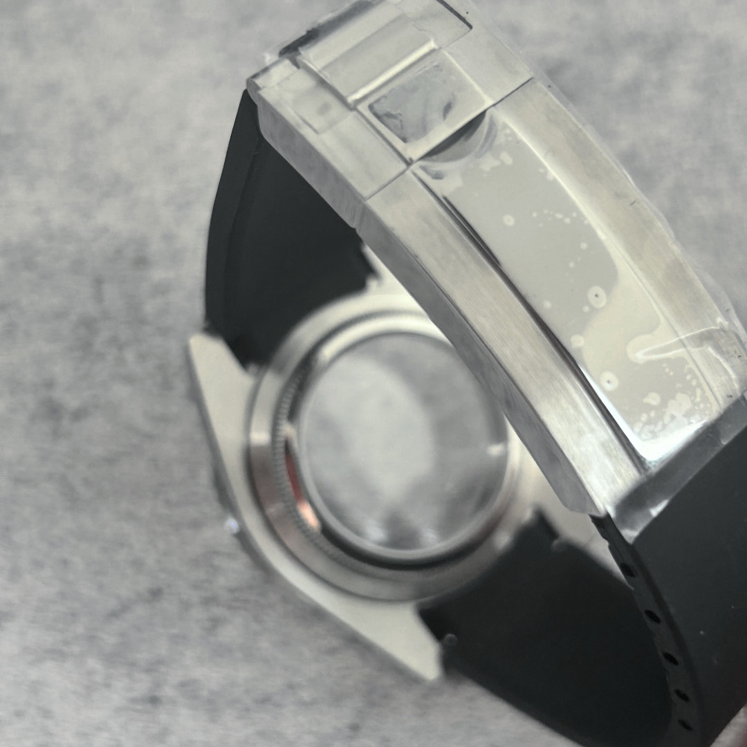 200M Waterproof 24 Hour 40mm Dive Watch Case for NH35A NH34 120 Clicks Sapphire